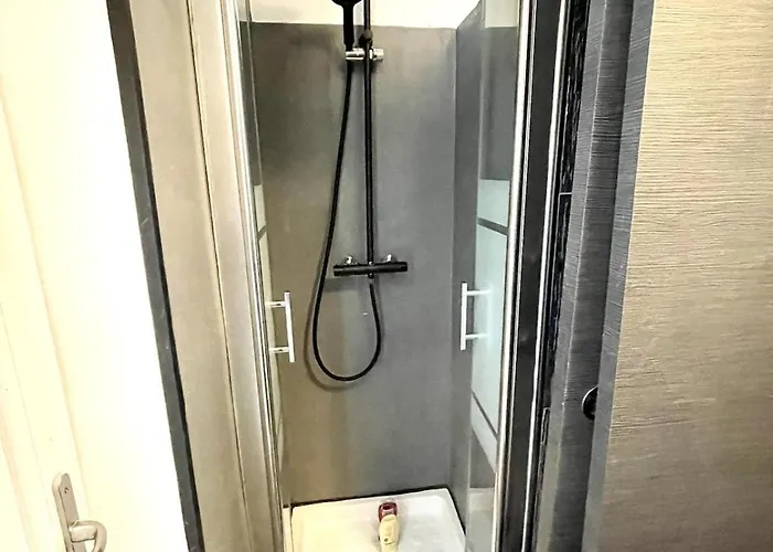 Bercy Station, Near Arena アパート