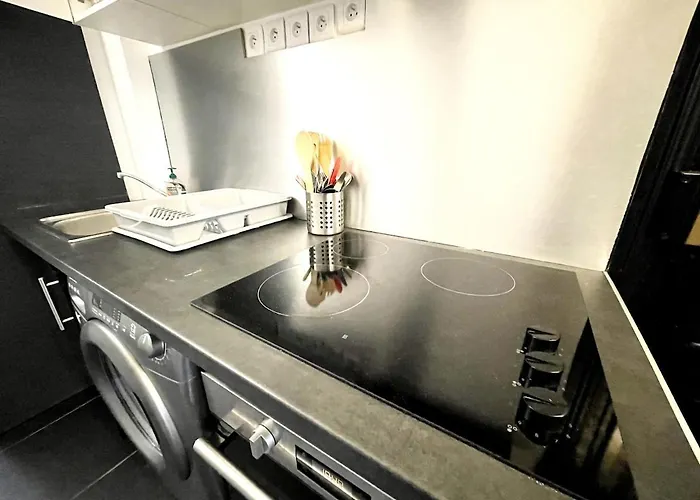 Bercy Station, Near Arena パリ